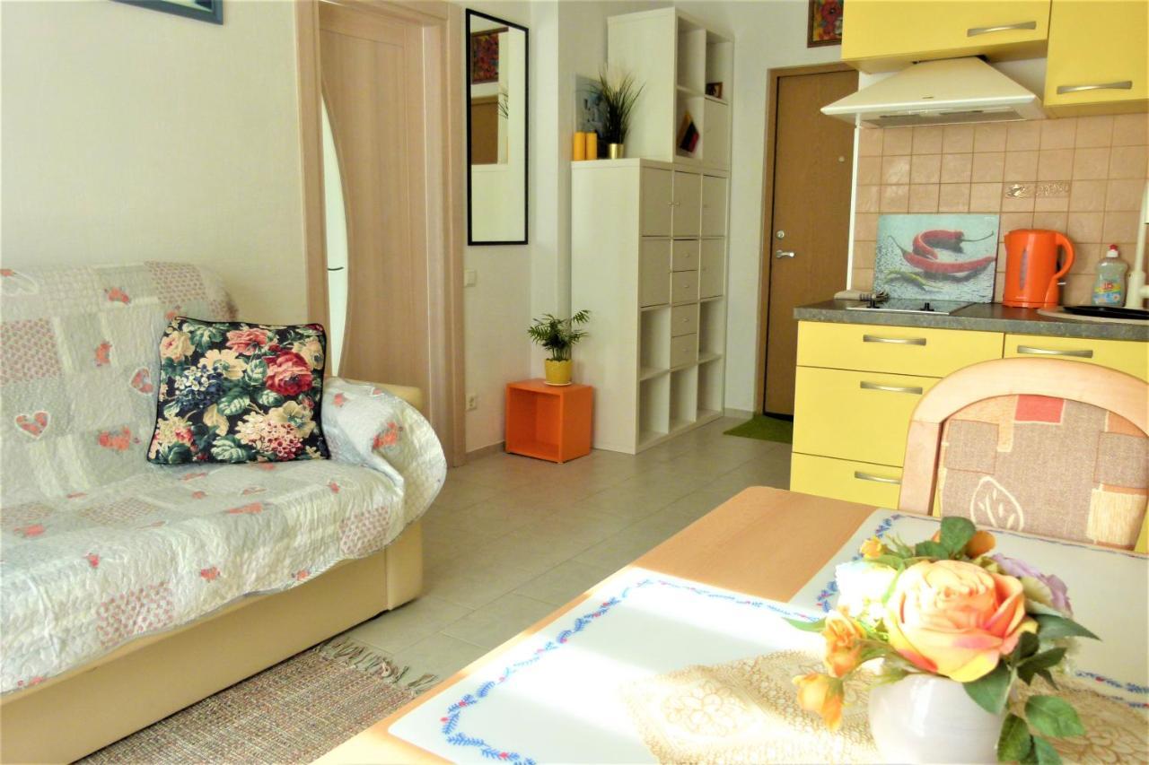 Geltoni Apartamentai พาลังกา ภายนอก รูปภาพ