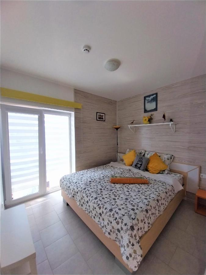 Geltoni Apartamentai พาลังกา ภายนอก รูปภาพ