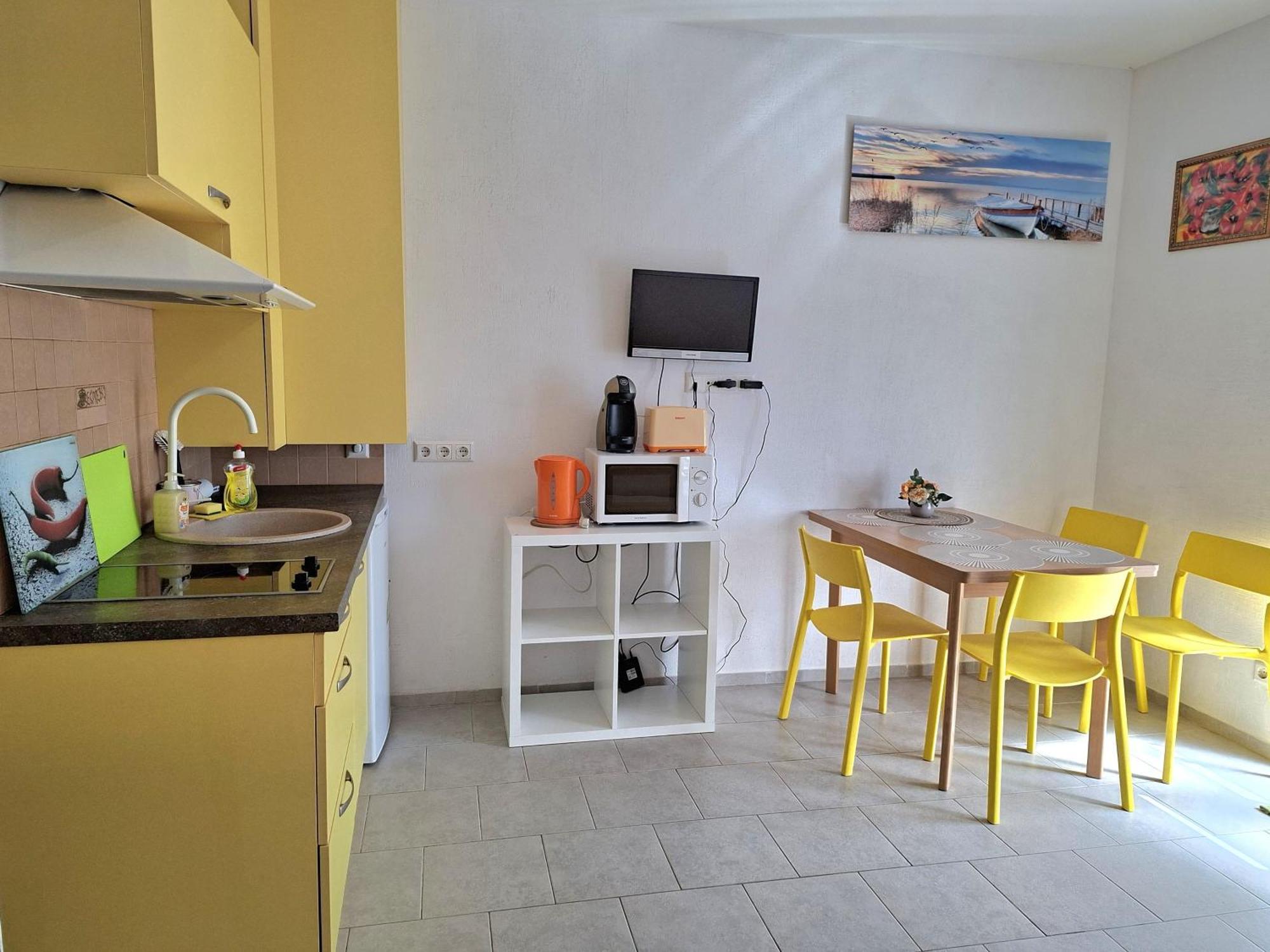 Geltoni Apartamentai พาลังกา ภายนอก รูปภาพ